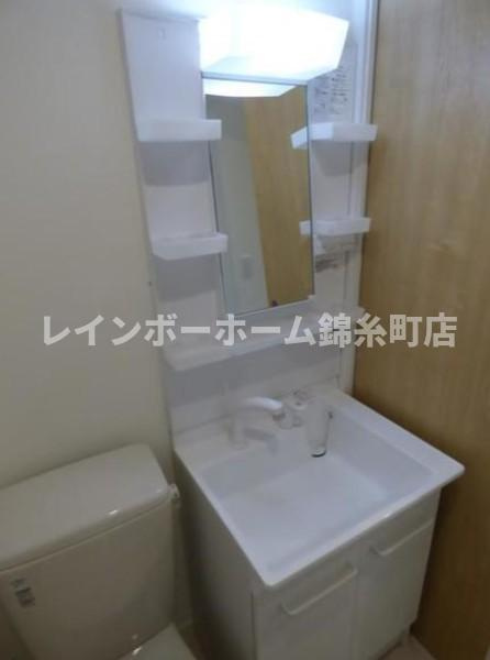アーバン ヴィラの独立洗面台
