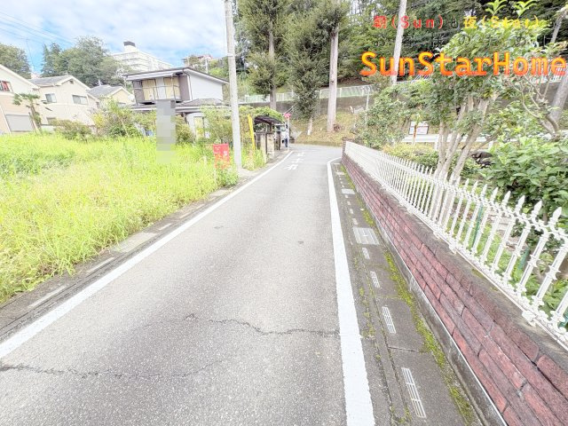 【サンスターホーム】羽村市羽西３丁目　売地B区画の前面道路含む現地写真