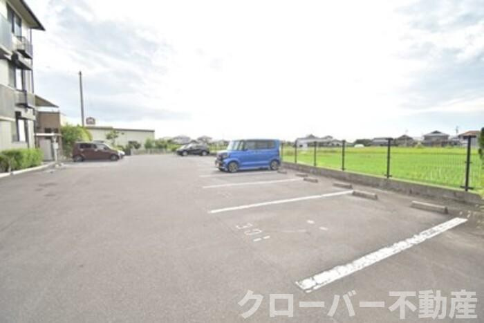 ファミーユタイチ Ａ棟の駐車場|駐車場