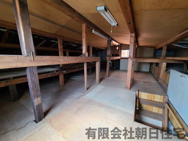【その他】 | 東朝日町　中古戸建 1,100万円 | 屋根裏です