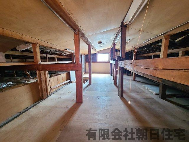 【その他】 | 東朝日町　中古戸建 1,100万円 | 屋根裏です