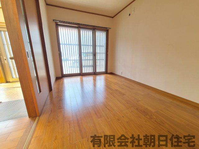 【洋室】 | 東朝日町　中古戸建 1,100万円 | 洋室です