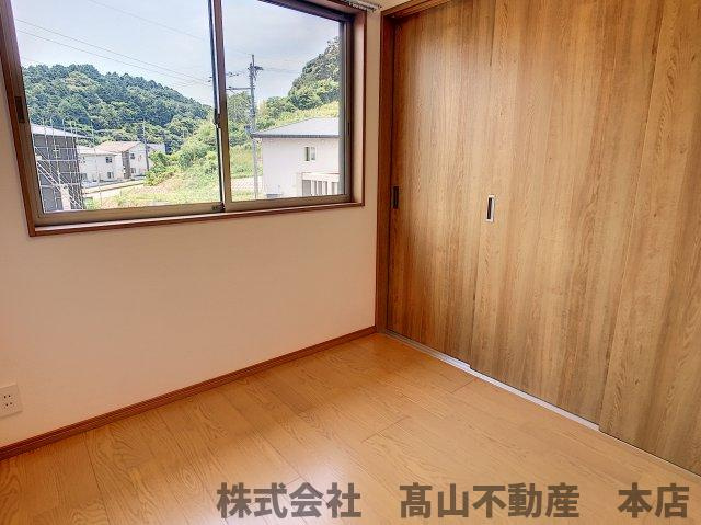 宗像市名残のアパートの居間・リビング