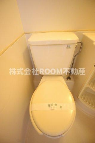 ステーションコーポのトイレ|落ち着いたトイレです