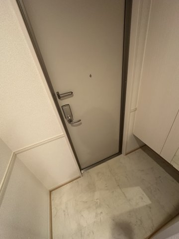 クリア　トゥレスＢＣ　Ｃ棟の玄関