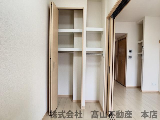福津市日蒔野２丁目の賃貸マンションの洋室