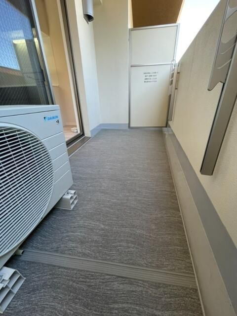 リックアート東陽のバルコニー
