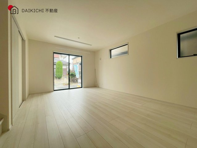 【居間・リビング】 | 白岡市小久喜　Livele Garden.S　新築戸建　全2棟　2号棟