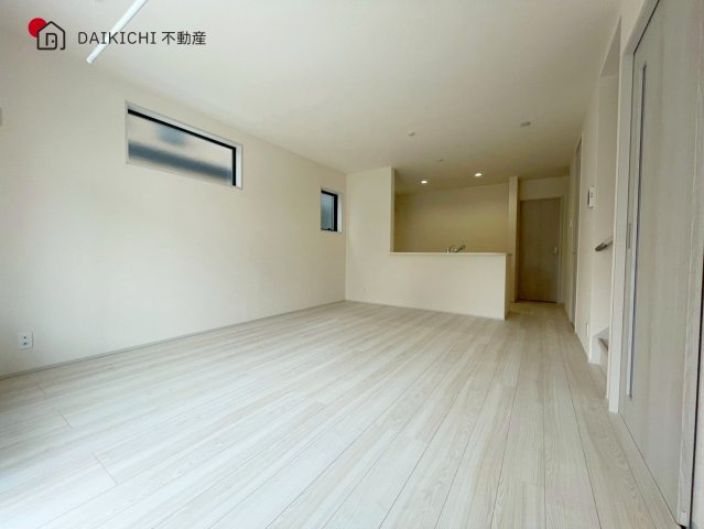 【居間・リビング】 | 白岡市小久喜　Livele Garden.S　新築戸建　全2棟　2号棟