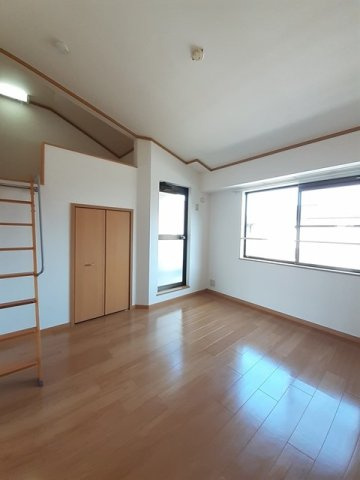 アウローラＡの内装|内装は落ち着いています