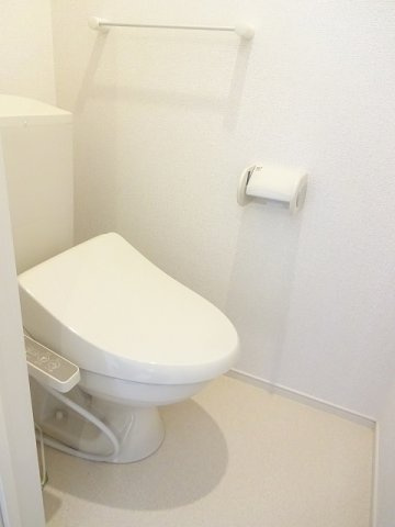 エトワール鯛浜　Ａのトイレ|コンパクトで使いやすいトイレです