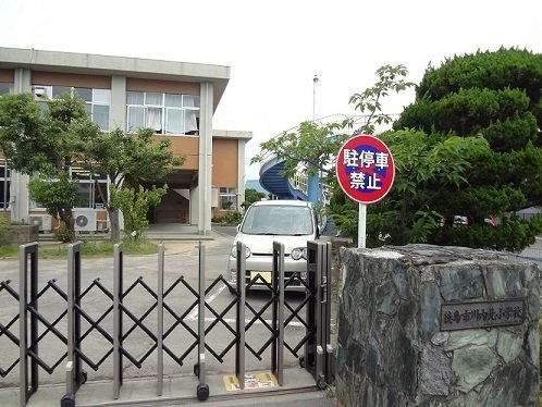 レイナ　Ⅰの周辺|川内北小学校まで1700m