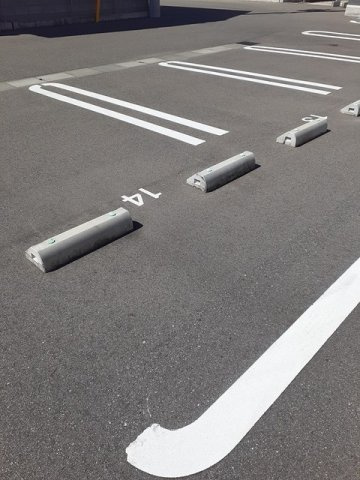 グランレジデンス　国府　Ａ－Ⅱの駐車場|駐車場完備です