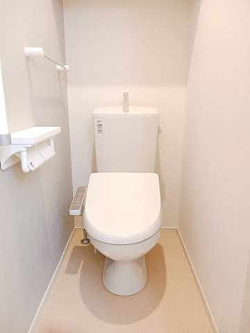 リヒト・コオリ　弐のトイレ|コンパクトで使いやすいトイレです