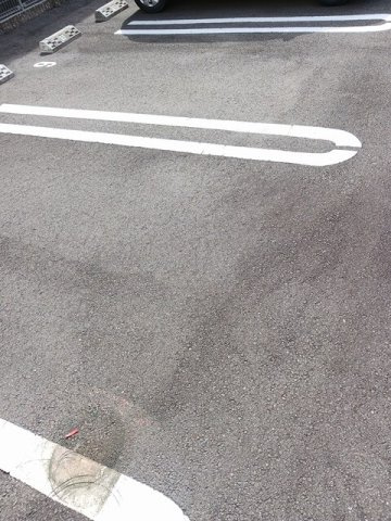 リヒト・コオリ　弐の駐車場|駐車スペースもあります