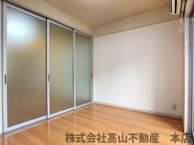 宗像市徳重の賃貸マンションの居間・リビング