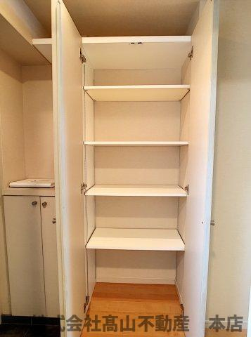 宗像市徳重の賃貸マンションの収納