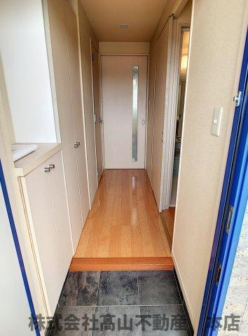 宗像市徳重の賃貸マンションの玄関