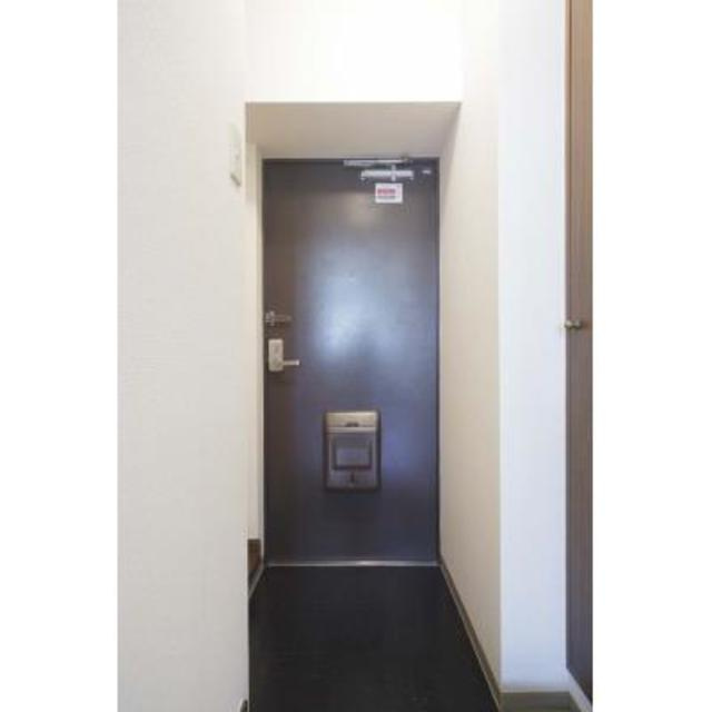 フォレスタ御苑前の玄関|※写真は同タイプ住戸です。