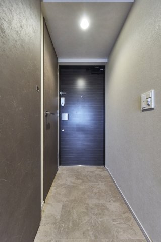 プラウドフラット四谷三丁目の玄関|※参考写真