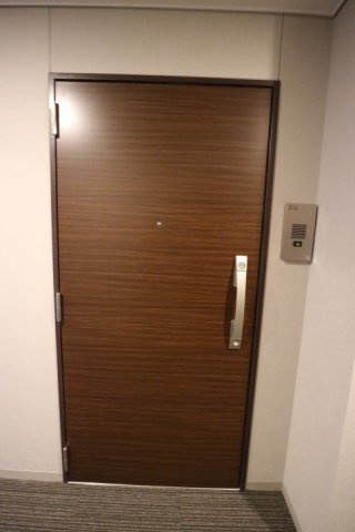 プラウドフラット中落合の玄関|※参考写真