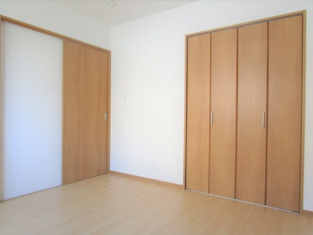 【寝室】