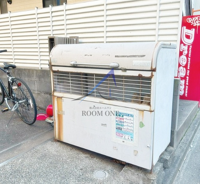 エスティハウス代沢A棟のその他共用部分|敷地内ごみ置き場です。