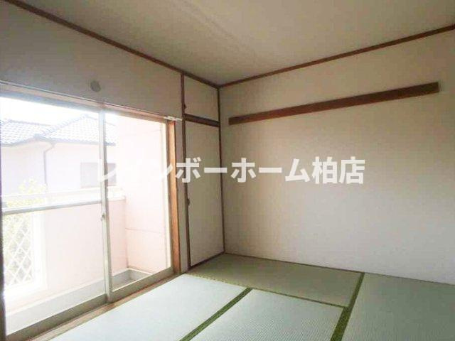 仲介手数料（賃料の1.10ヵ月）の50％OFF対象物件！の寝室|落ち着いた色調の寝室です