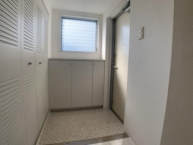三郷ＦＬＡＴＳの玄関