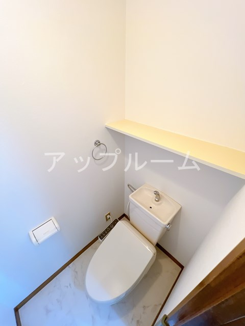 ルミエール松河戸のトイレ