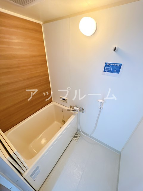 ルミエール松河戸の浴室
