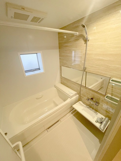 Ｄｕｅ　Ｗｅｓｔ　Ａｚａｂｕ　Ｈｏｕｓｅの浴室|★追焚機能　浴室乾燥機付きのバスルーム★