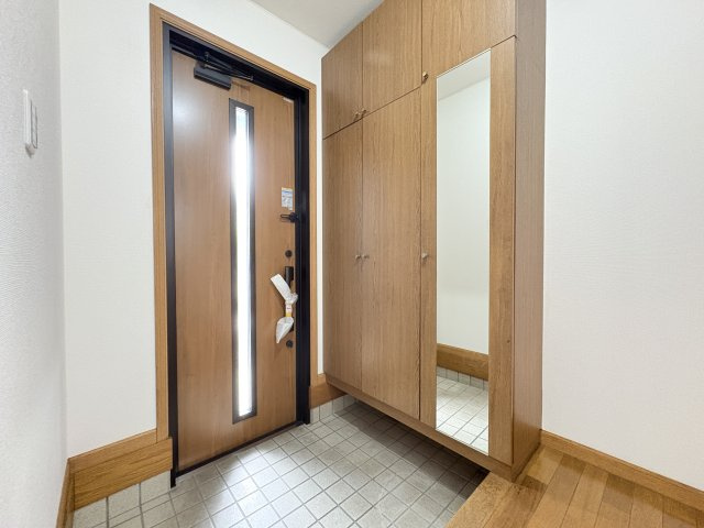 【玄関】 | 白岡市西6丁目　中古戸建