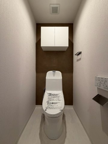 メゾンオーラ旭ヶ丘B棟のトイレ
