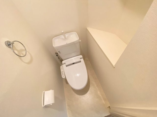 ブロンテ垂水海岸通EASTのトイレ
