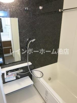 【仲介手数料：50％OFF】対象物件！の浴室|追い焚き機能・浴室乾燥機があります