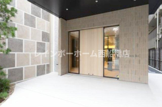 パークアクシス市川のエントランス