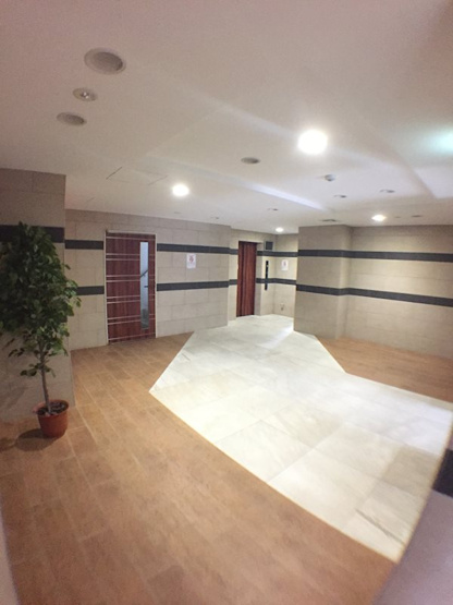 【ロビー】スワンズ新神戸ウィータ