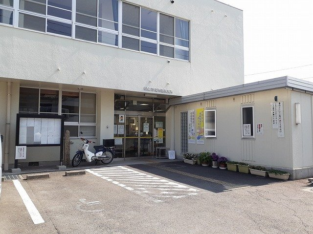 【周辺】 | ソレイユＫ枝松Ｂ | 松山市役所桑原支所様まで850m