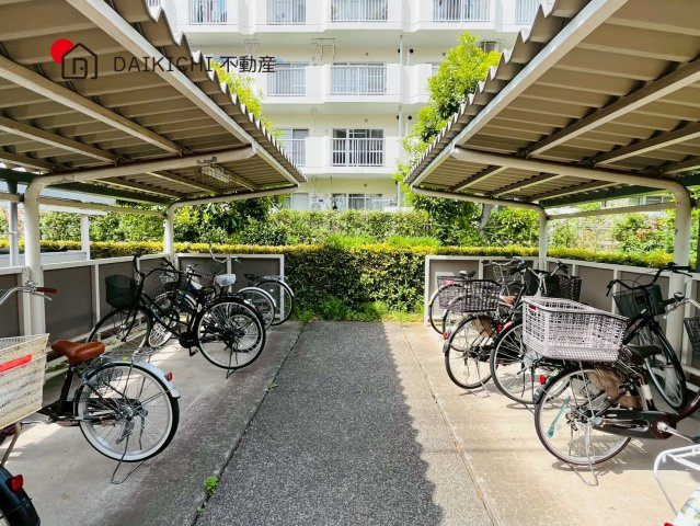 【駐車場】 | 東鷲宮ニュータウン公園通り3-8号棟