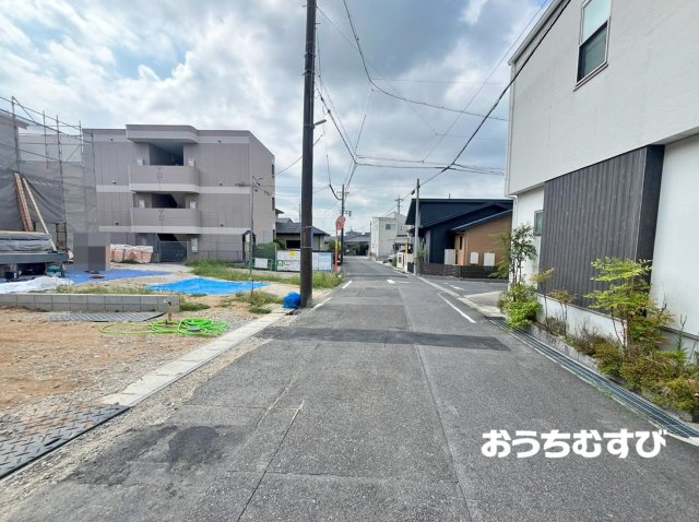 尾張旭市東大久手町第2(全3棟)の前面道路含む現地写真