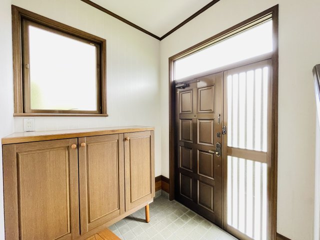 【玄関】 | 北葛飾郡杉戸町高野台西5丁目　中古戸建