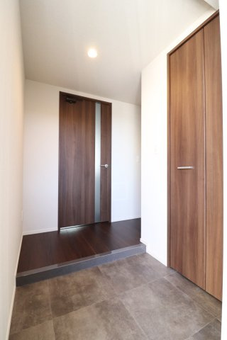 クレッシェンドVの玄関