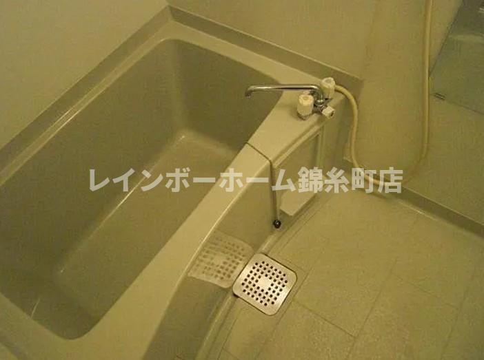 ハイツクレールの浴室