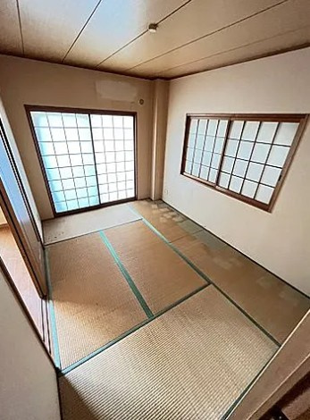 ローテローゼ久寿川の和室