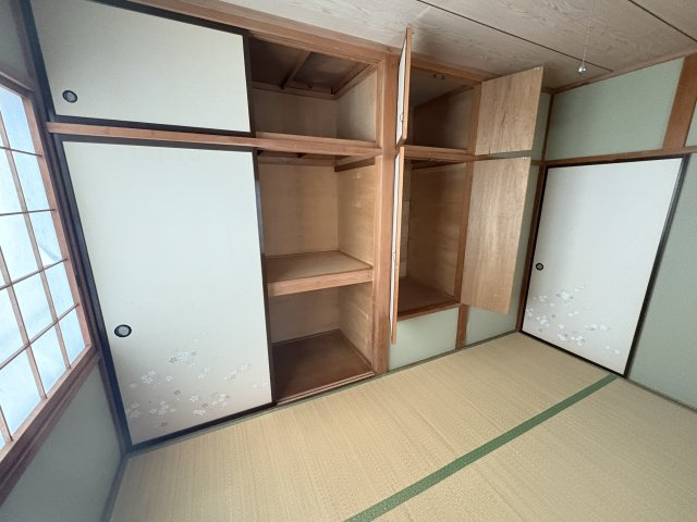 嵐山町平澤　貸家の収納