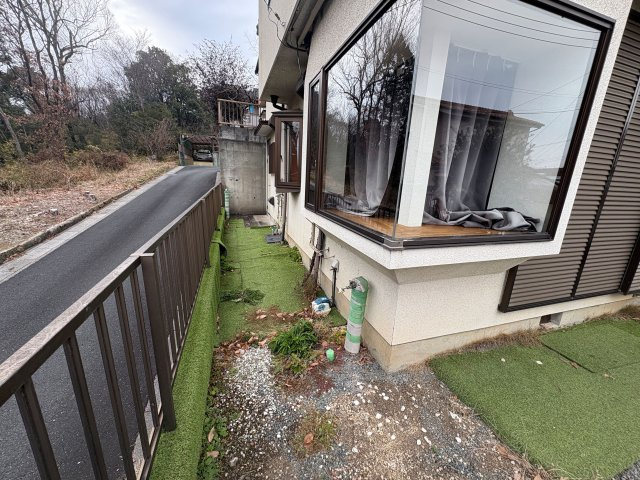 嵐山町平澤　貸家の庭