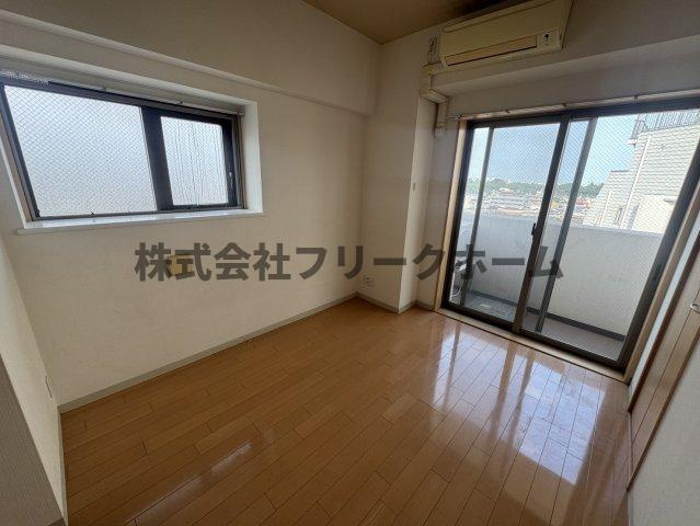 三鷹市下連雀３丁目の賃貸マンションの寝室
