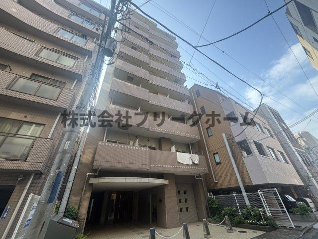 三鷹市下連雀３丁目の賃貸マンションの外観