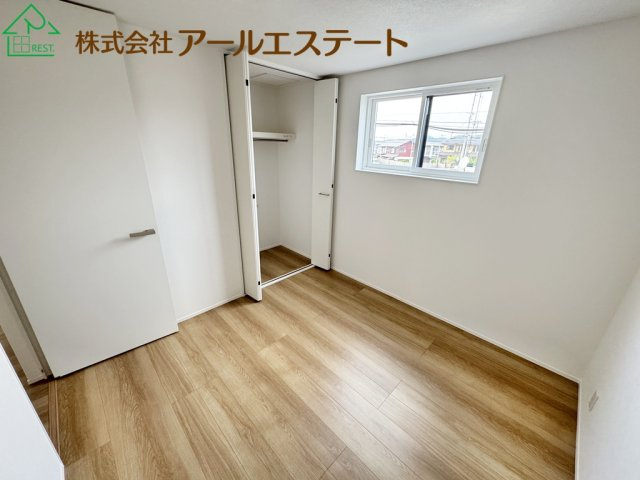 加古川市加古川町河原　　JR「加古川駅」徒歩11分の洋室